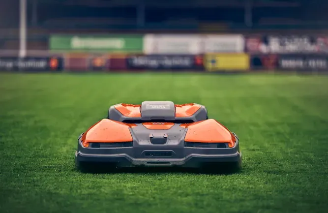 Blog Post 'What is a Robotic Mower' cover image.webp